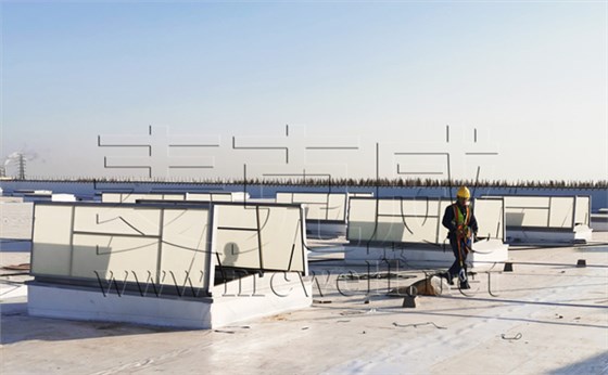 鋼結(jié)構(gòu)廠房天窗優(yōu)缺點(diǎn)