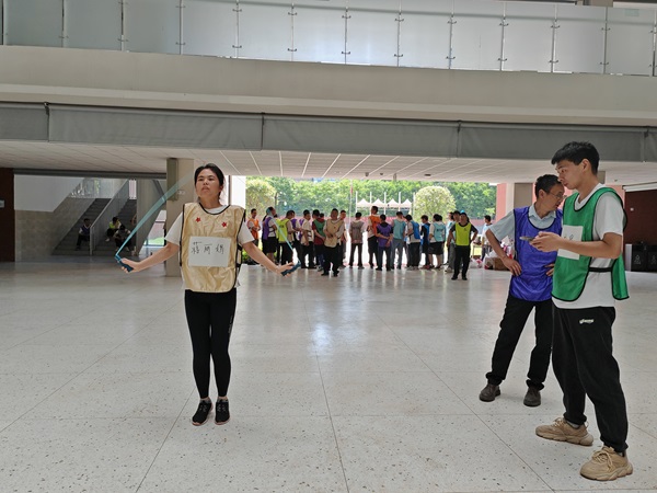 2025麥克威春季運(yùn)動(dòng)會(huì)跳繩比賽